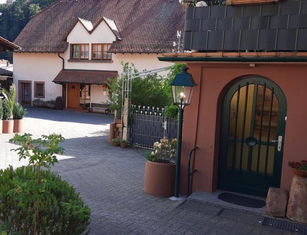 Pension - Gaestehaus Zum Pfaelzerwald Hinterweidenthal Экстерьер фото