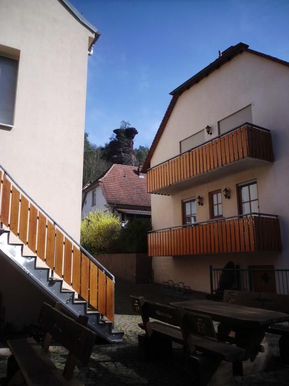 Pension - Gaestehaus Zum Pfaelzerwald Hinterweidenthal Экстерьер фото